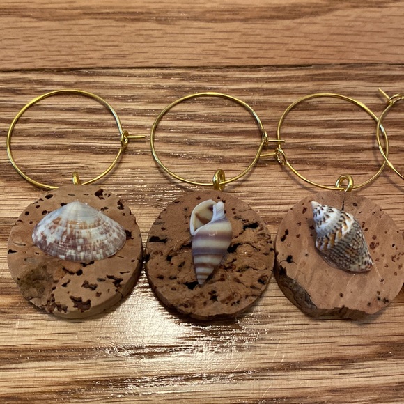 Shell Wine Glass Tags - Picture 2 of 3